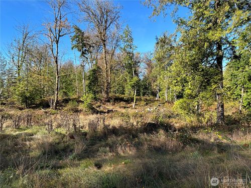 5 Sw Lotus Ct, Port Orchard, WA, 98367 | Card Image