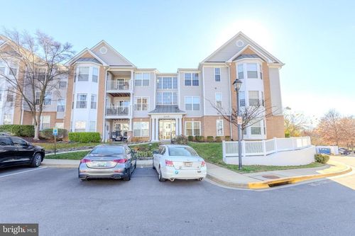 unit-104-2015 Gov Thomas Bladen Way, ANNAPOLIS, MD, 21401-6960 | Card Image