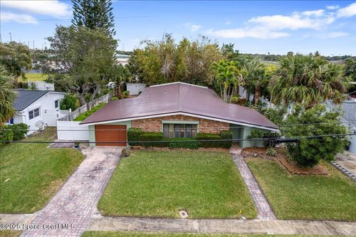 2175 Barracuda Ave, Melbourne Beach, FL, 32951-2909 | Card Image