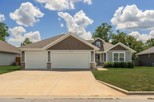 2686 W Brook Ridge St, Springfield, MO, 65803-7158 | Card Image