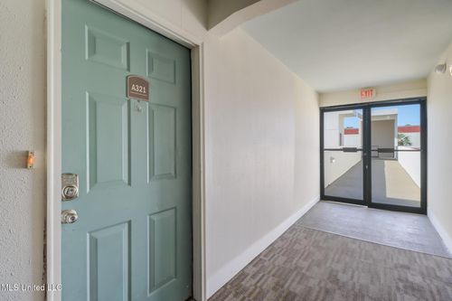 321-2046 Beach Blvd, Biloxi, MS, 39531-5113 | Card Image