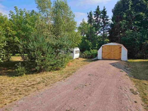 {{alt}} | Card Image