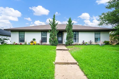 2620 Winterstone Dr, Plano, TX, 75023-7860 | Card Image