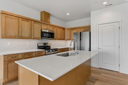 4505 Road 114, Pasco, WA, 99301-6389 | Card Image
