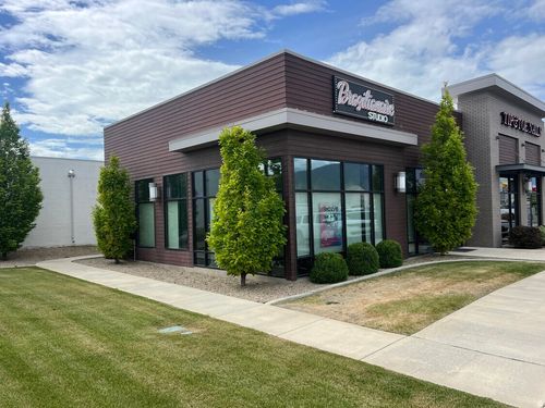 772-772 E 800 N, Spanish Fork, UT, 84660-1328 | Card Image