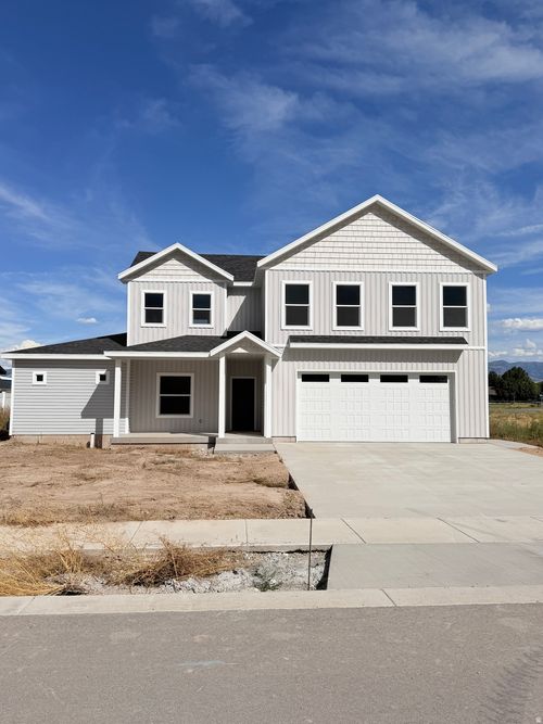 222 N 400 W, Preston, ID, 83263-1074 | Card Image