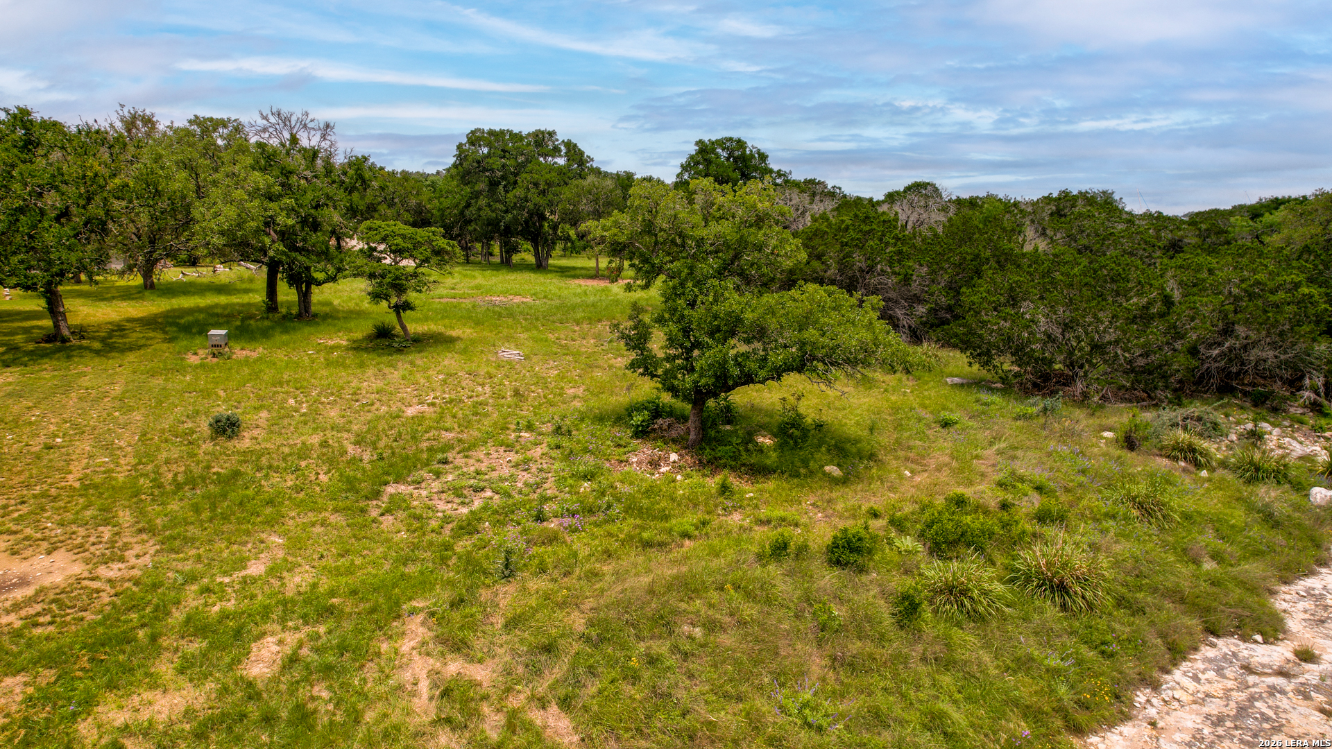 Land in Hunt 3