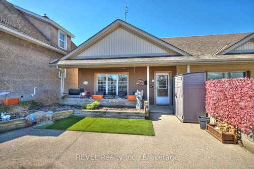 19 Knoll St, Port Colborne, ON, L3K5A4 | Card Image