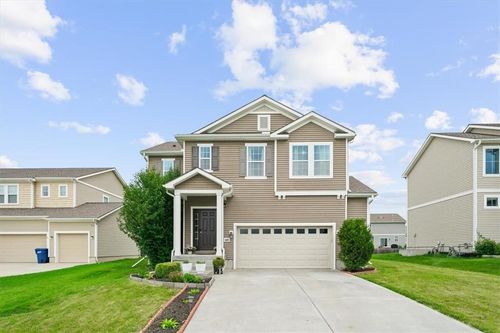 1420 Sw Cornwall Rd, Lee's Summit, MO, 64083-3801 | Card Image