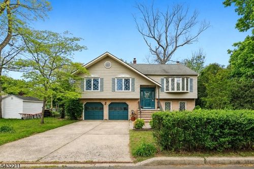 61 Sunset Ave, Old Bridge, NJ, 08857-1268 | Card Image