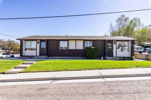 606 Ludvig St, Rock Springs, WY, 82901-6378 | Card Image
