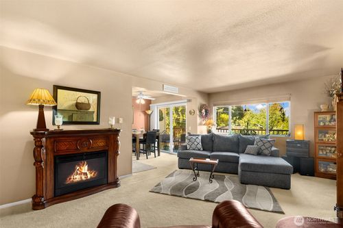 apt-305-330 Elm St, Everett, WA, 98203-1904 | Card Image