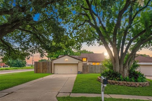 4103 Bugle Rd, Houston, TX, 77072-1326 | Card Image