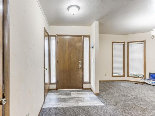 108 Saint Charles Place, Chickasha, OK, 73018 | Card Image