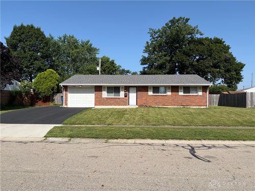7280 Cedar Knolls Drive, Huber Heights, OH, 45424 | Card Image