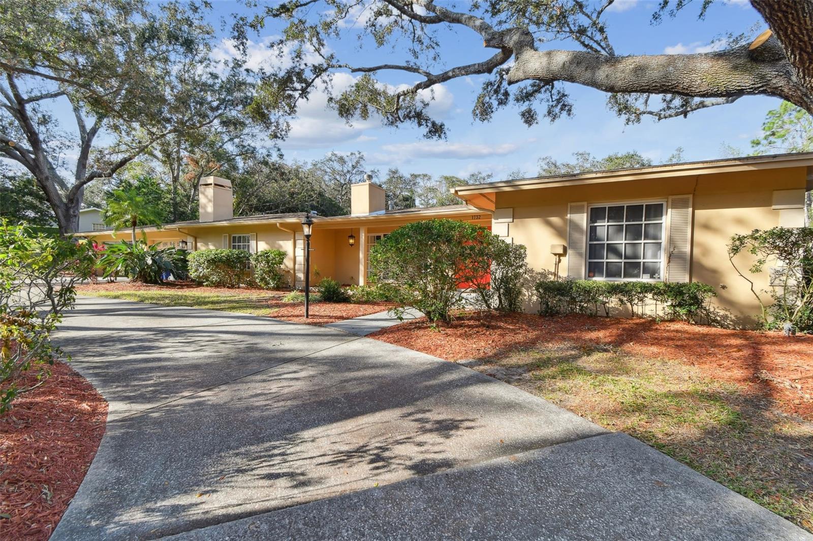 1732 Hickory Gate Drive S, For Sale in DUNEDIN - Zoocasa