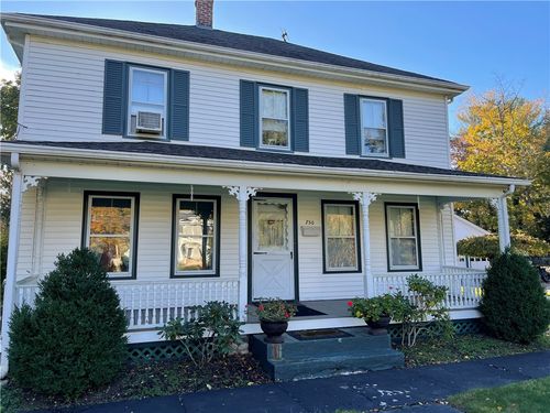 750 Ten Rod Rd, North Kingstown, RI, 02852-4226 | Card Image