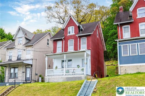 963 Wyandotte St, BETHLEHEM, PA, 18015-2745 | Card Image