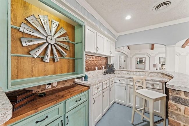 202 Tree Trunk Dr, House other with 5 bedrooms, 4 bathrooms and 2 parking in Spring TX | Image 11