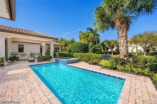 2277 Residence Cir, NAPLES, FL, 34105-3084 | Card Image