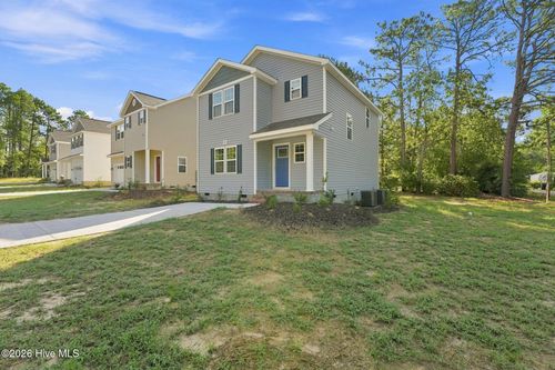 595 S Glover St, Southern Pines, NC, 28387-4555 | Card Image