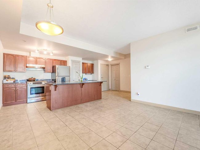 1702 - 9939 109 Nw, Condo with 2 bedrooms, 2 bathrooms and 2 parking in Edmonton AB | Image 8