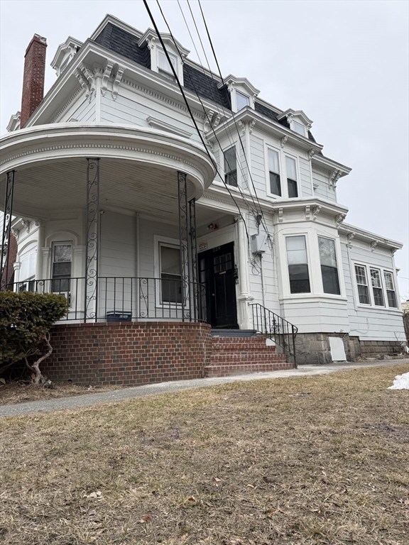 Residential Income in Lawrence 3