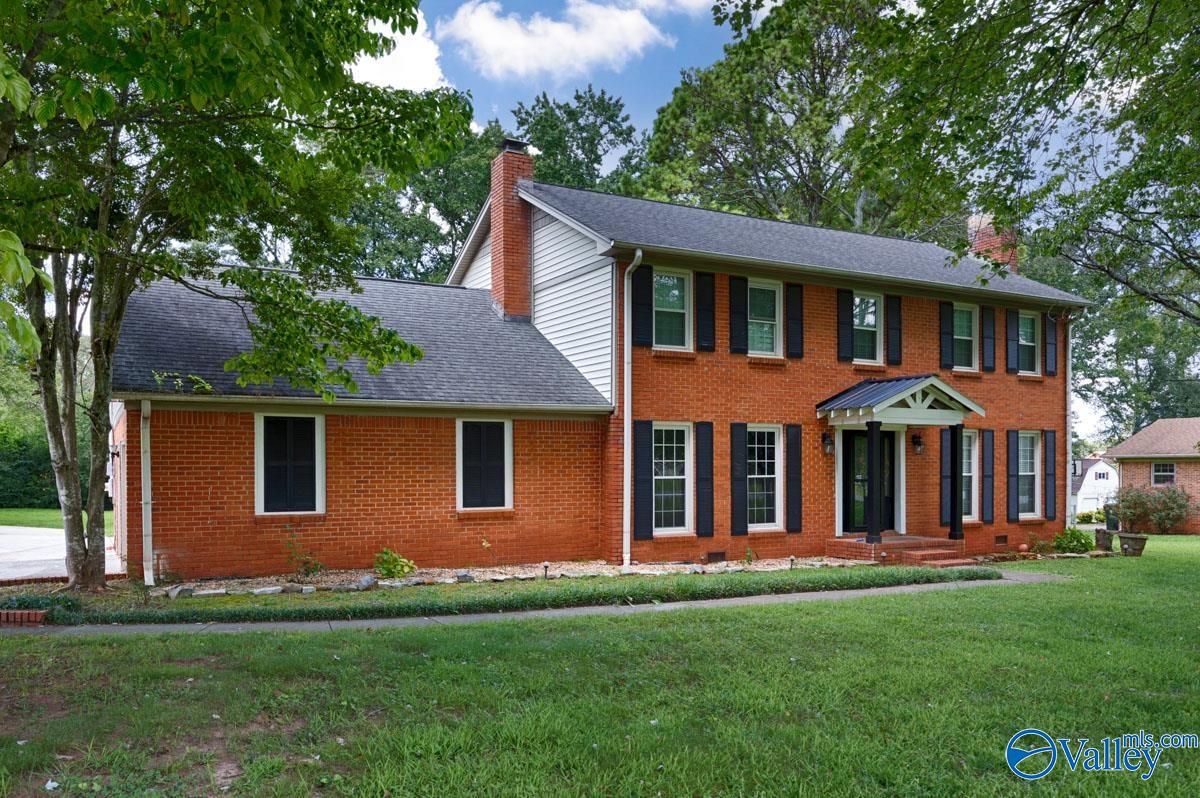 Edwin Jones Dr, Huntsville, AL 35811