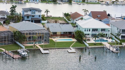 17025 Dolphin Dr, NORTH REDINGTON BEACH, FL, 33708-1316 | Card Image