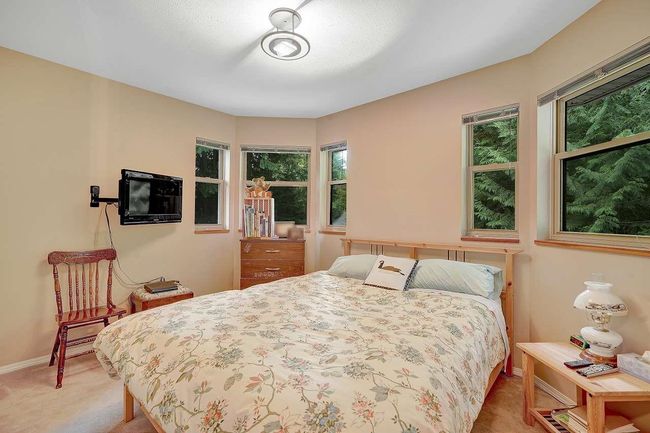 27780 Sayers Crescent, House other with 3 bedrooms, 2 bathrooms and 6 parking in Maple Ridge BC | Image 20