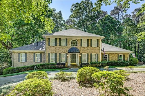 2016 Mountain Creek Dr, Stone Mountain, GA, 30087-1019 | Card Image