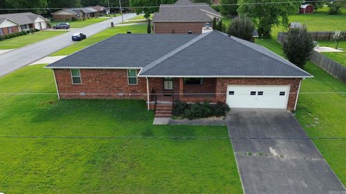 402 Bellwood Dr, Paragould, AR, 72450-3863 | Card Image