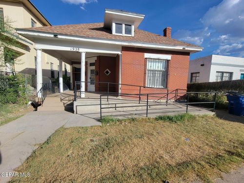 a-1928 Arizona Ave, El Paso, TX, 79902-5108 | Card Image