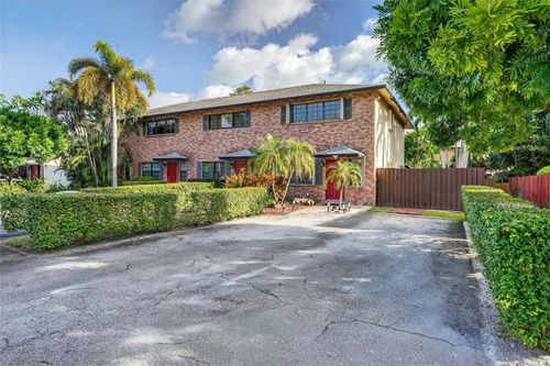 2124-2124 Ne 9th Avenue, Wilton Manors, FL, 33305 | Card Image