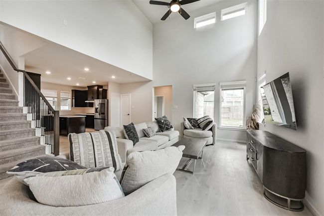 21606 Laggan Cliff Ln, House other with 5 bedrooms, 3 bathrooms and 2 parking in Cypress TX | Image 10