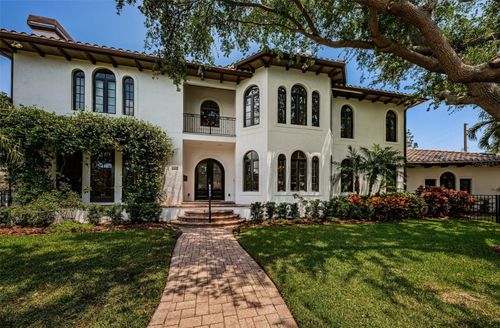 147 Bay Point Dr Ne, St Petersburg, FL, 33704-3805 | Card Image