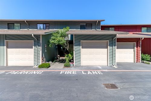 28-25014 Lake Fenwick Rd, Kent, WA, 98032-4278 | Card Image