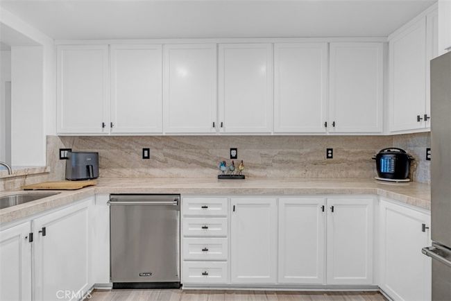 1 - 12452 Benton Dr, Condo with 4 bedrooms, 2 bathrooms and 2 parking in Rancho Cucamonga CA | Image 14