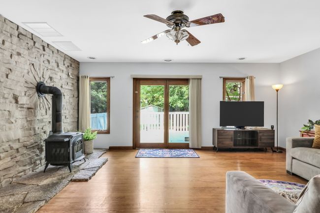 136 Burton St, House other with 4 bedrooms, 3 bathrooms and 2 parking in Grayslake IL | Image 10