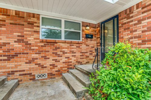 a-3 Garfield Cir, Little Rock, AR, 72205-2905 | Card Image