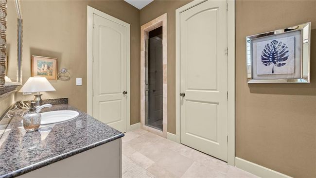 5558 Aspen St, House other with 5 bedrooms, 7 bathrooms and 3 parking in Bellaire TX | Image 13