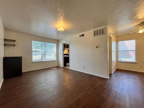 apt-107-2526 W Prairie St, Denton, TX, 76201-5332 | Card Image