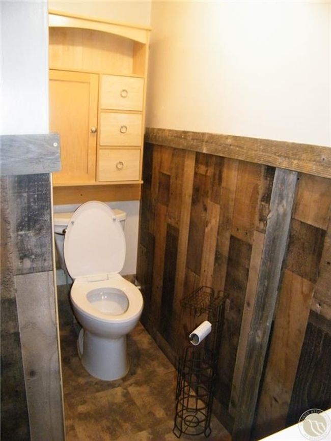Basement Bathroom | Image 17