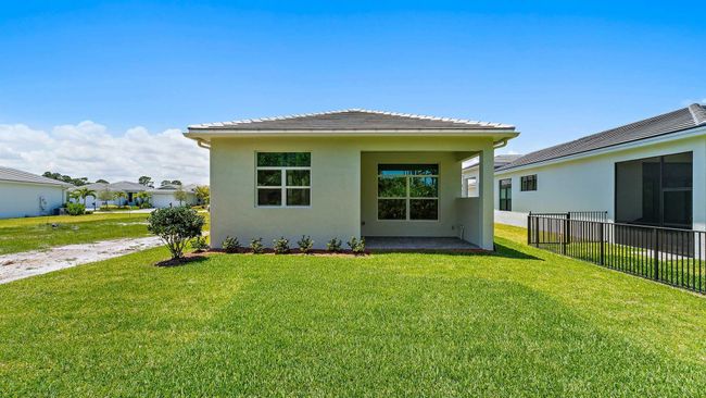 228 Se Via Sangro, House other with 3 bedrooms, 2 bathrooms and null parking in Port St. Lucie FL | Image 34