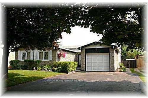 3321 Rhonda Valley, Mississauga, ON, L5A3G2 | Card Image