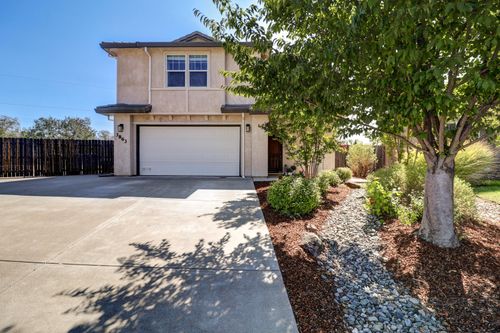 3863 Indian Wells Ln, Redding, CA, 96002-9620 | Card Image