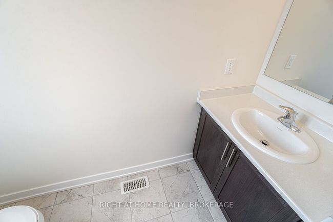 637 Etheridge Ave, House other with 4 bedrooms, 3 bathrooms and 1 parking in Milton ON | Image 16