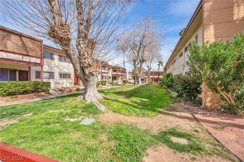 105-350 E Desert Inn Rd, Las Vegas, NV, 89109-9025 | Card Image