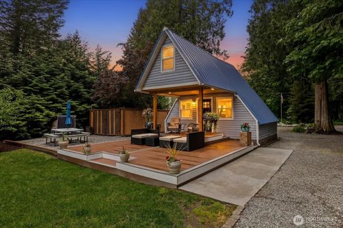31002 W Whitehorse Dr, Arlington, WA, 98223-5569 | Card Image