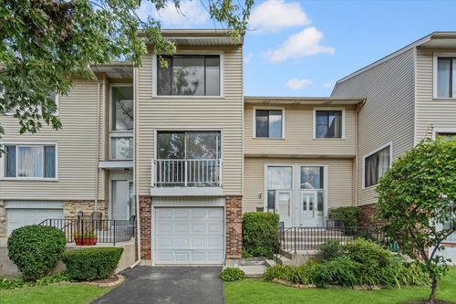 1974 Loomes Ave, Downers Grove, IL, 60516-2431 | Card Image